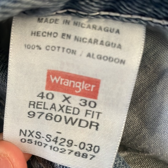 Vintage Relaxed Fit Wrangler Jeans - Picture 8 of 8